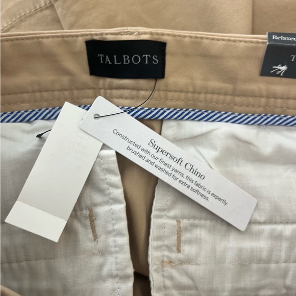 Talbots Relaxed Chino Shorts Tan 7” Size 2 - Picture 4 of 5